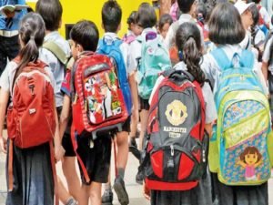 Schoolchildren_schoolbags