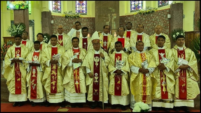 Eight Deacons ordained to Priesthood