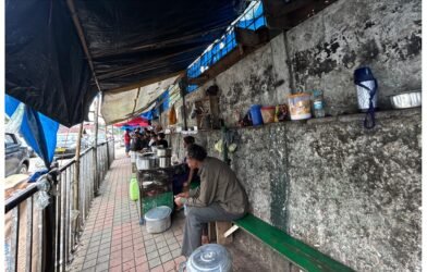 Grassroots Grit: Street Vendors Serve Survival and Sha Outside Civil Hospital Amid Job Crisis
