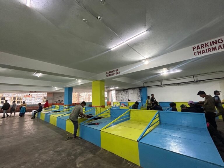 SMB Constructs New Vendor Stalls, Intensifies Action Against Illegal Vending