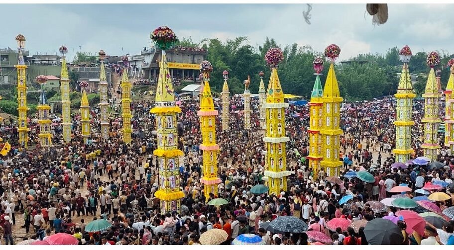 Thousands Gather for Grand Celebration of Behdeiñkhlam at Tuber