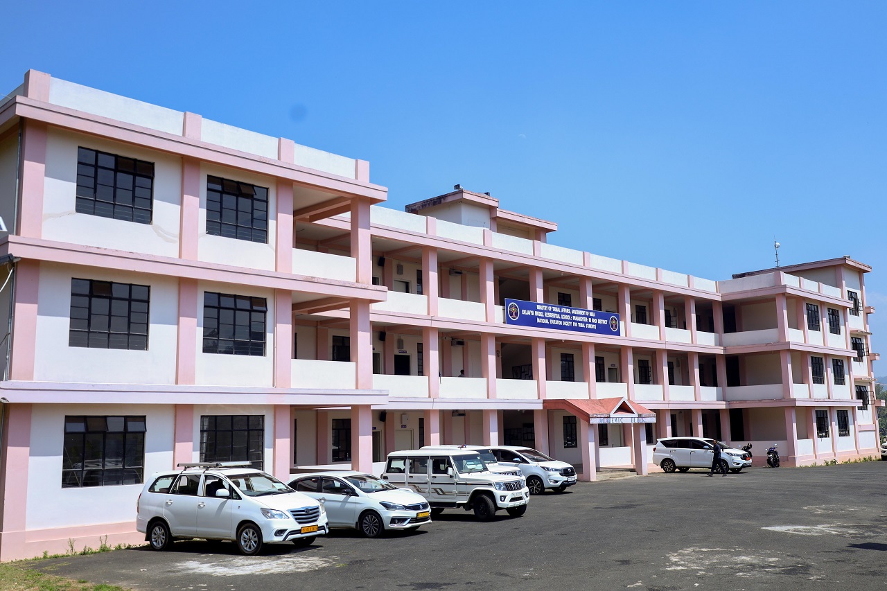 Assembly SC/ST Panel Inspects Pahamsyiem EMRS, Flags Infrastructure Gaps