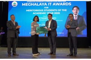Meghalaya CM Presents IT Awards to 203 Meritorious Students