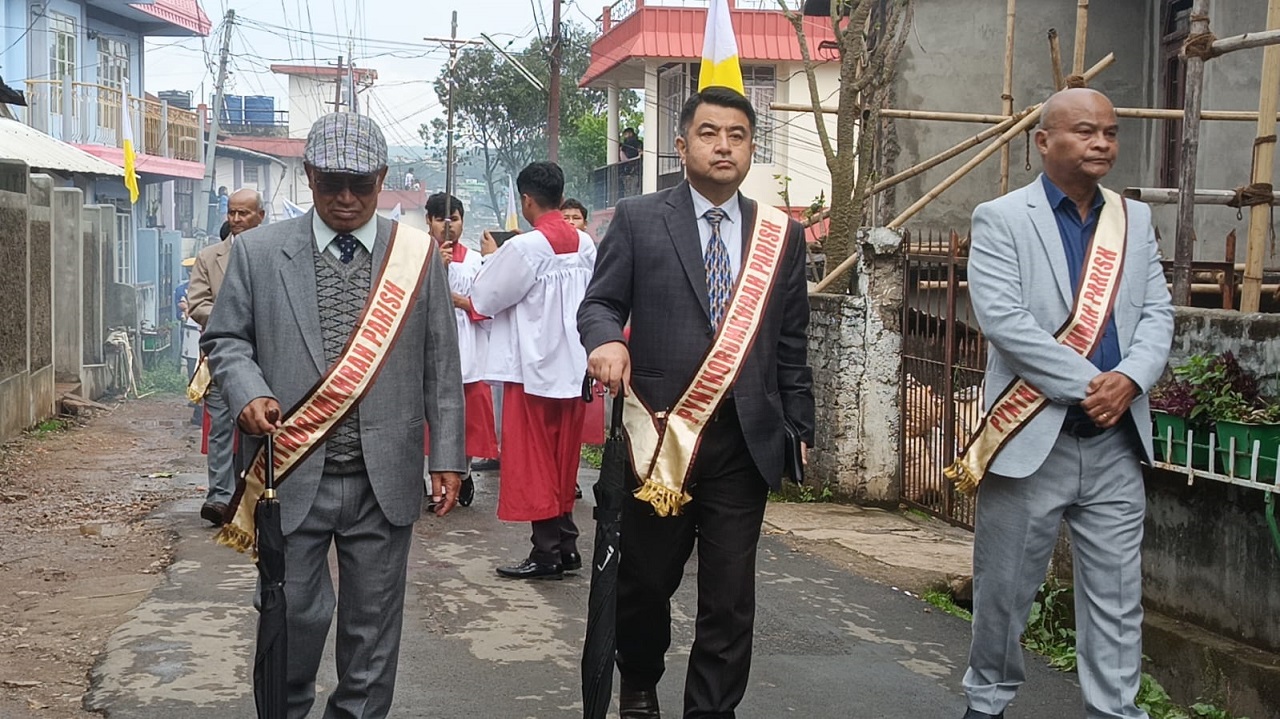 Marian Procession at Pynthorumkhrah Parish Draws Thousands of Faithful