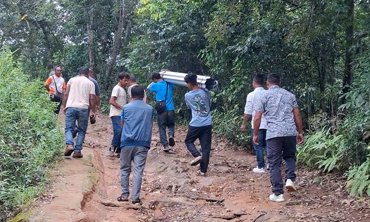 HANM Donates Roofing Sheets to Storm-Damaged Umsyai Mawlamase Presbyterian LP School