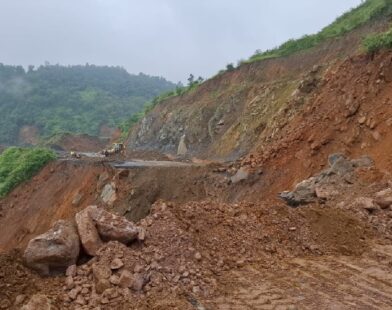 Pynursla admin issues advisory, urges use of alternative routes amid landslide risk