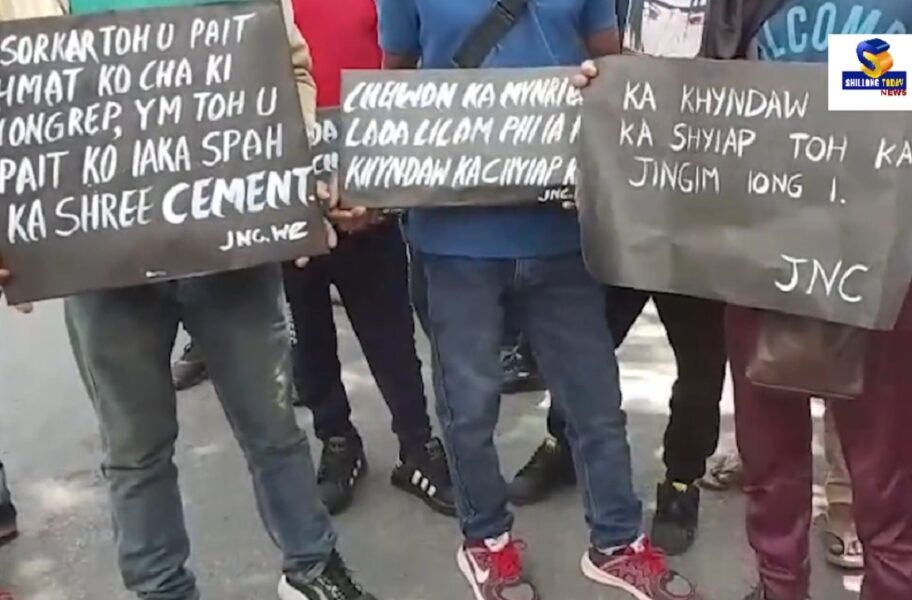 JNC, JSU stage protest at JHADC over Elaka Nongkhlieh land and governance issues