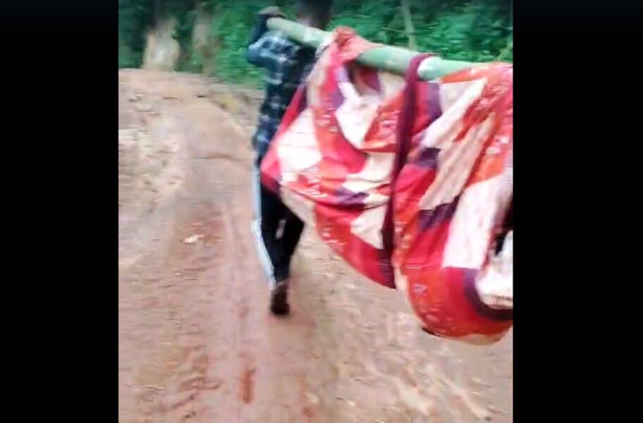 Villagers Carry Sick Man on Makeshift Stretcher as Lack of Road Leaves Nongkynrih Isolated