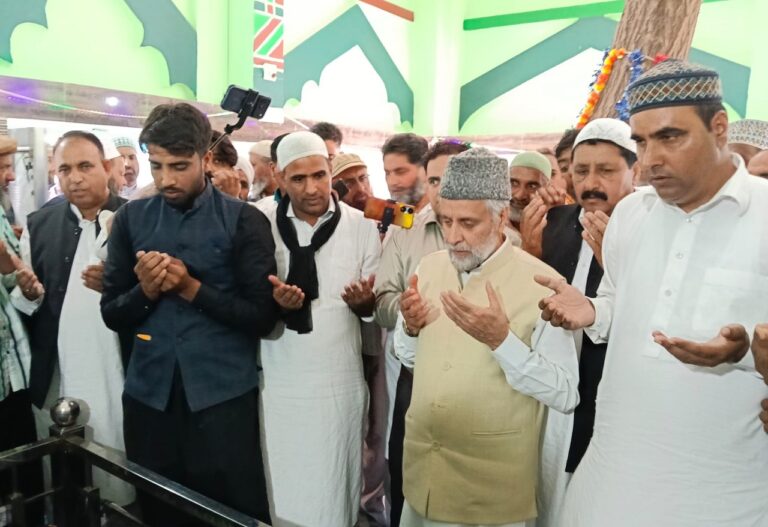 Mian Altaf Ahmad Larvi Lays Foundation Stone for Mosque at Chhajla Ziyarat