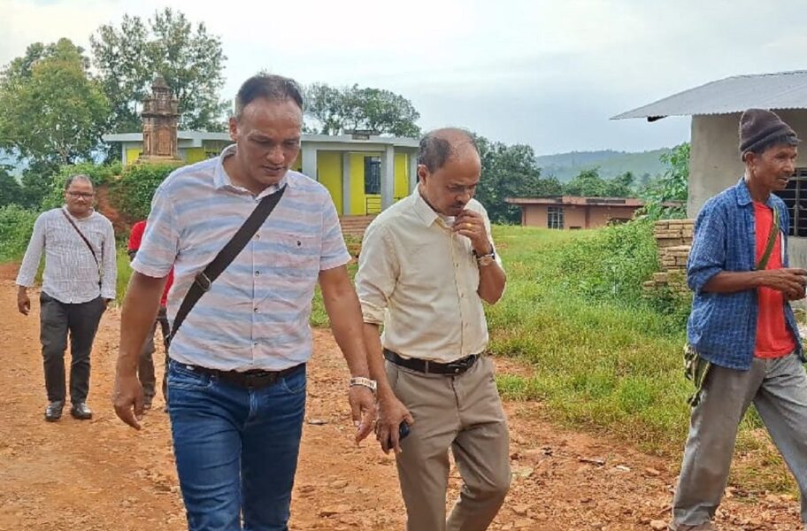 Mawryngkneng MLA Inspects Damaged Roads, Urges Early Repairs